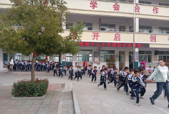 贯塘中心完小户外活动场地