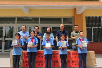 柯坪县镇小学户外活动场地