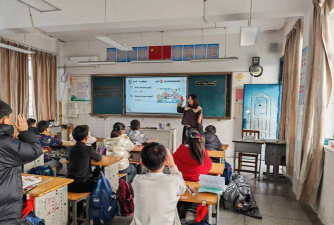 海安县墩头镇中心小学户外活动场地