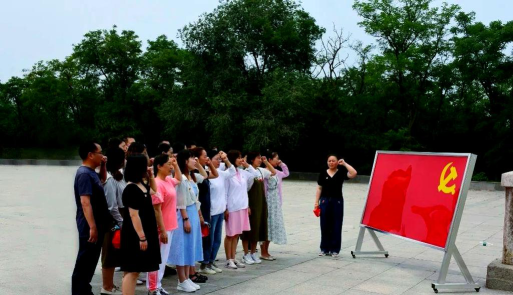 开发区新县中心小学户外活动场地