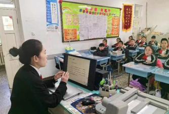 哈尔滨市安广小学户外活动场地