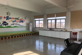 狮树小学户外活动场地