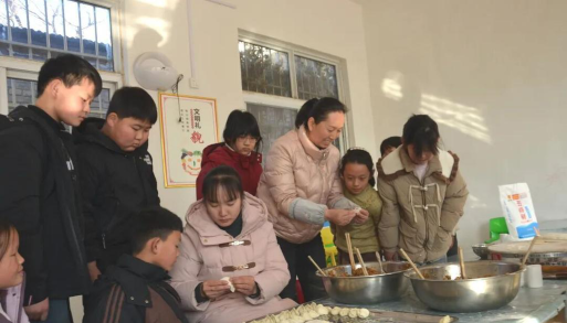 哈尔滨市安阳小学校户外活动场地