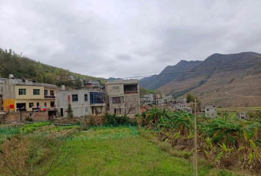 简嘎学校户外活动场地