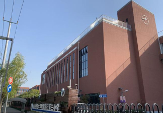 浦东新区张江镇中心小学户外活动场地