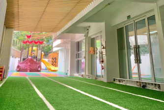 深圳市南山区荔海春城幼儿园户外活动场地