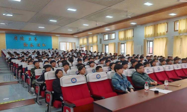 阳信县职业中等专业学校户外活动场地