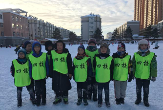 同江市第四小学户外活动场地