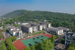 苏州市常熟市石梅小学户外活动场地