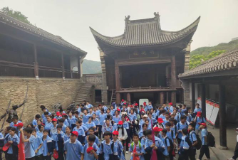 旬阳县吕河初级中学户外活动场地