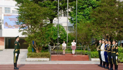 深圳市布吉街道中心小学户外活动场地