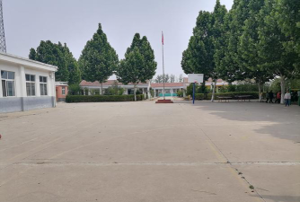 鹿邑县马铺二中户外活动场地