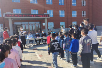 海林市新安镇朝鲜族中心小学户外活动场地