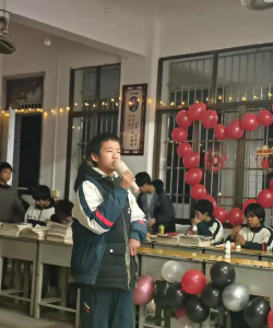 常宁市三角塘中心小学户外活动场地