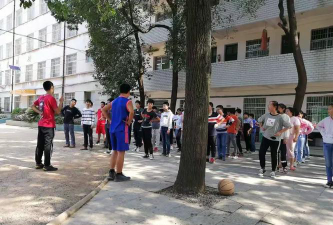 邵东县火厂坪镇火厂坪中学户外活动场地