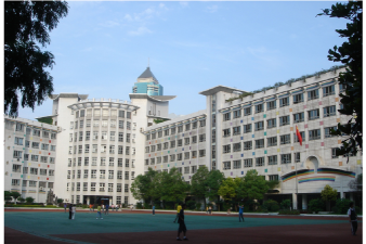武汉第一初级中学户外活动场地