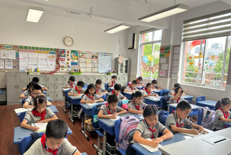 上海市黄浦区蓬莱路第二小学(蓬莱路二小)户外活动场地