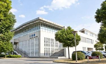 苏州市张家港市白鹿小学户外活动场地