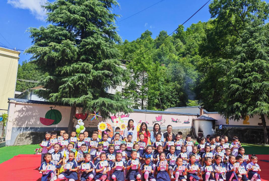 城关镇辛辛幼儿园户外活动场地