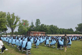 武汉市江夏区建新中学户外活动场地