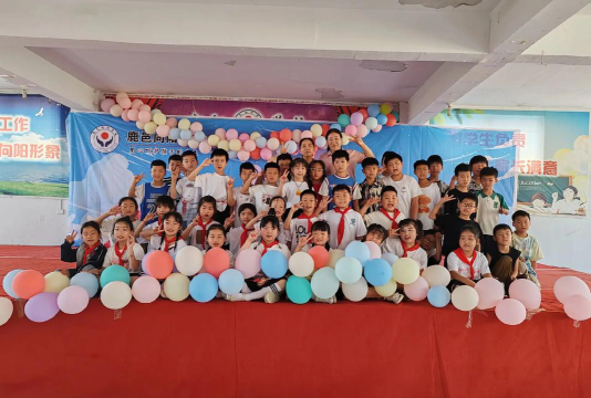 榆树市向阳镇中心小学校户外活动场地