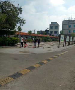 汕头市潮阳区下厝初级中学户外活动场地