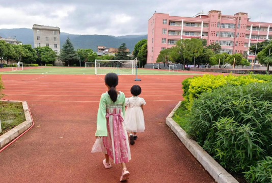 湘阴县界头铺中学户外活动场地