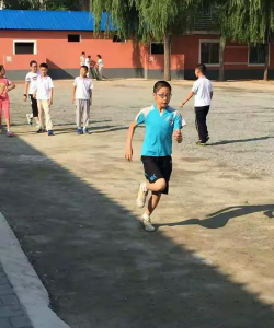 四平市铁东实验小学户外活动场地