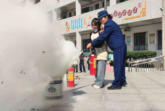 铁砂岭小学户外活动场地