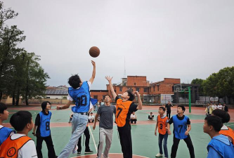 湖北省襄樊市襄阳区张湾镇刘集初级中学户外活动场地
