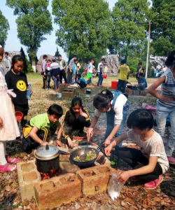 大祥区渡头桥中心完小户外活动场地