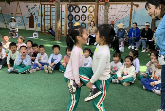 灵宝市城关镇中心幼儿园户外活动场地