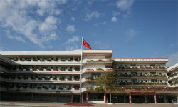 东莞市黄江中心小学户外活动场地