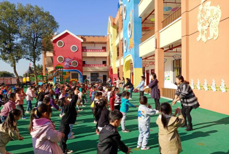 龙口市徐福镇中心幼儿园户外活动场地