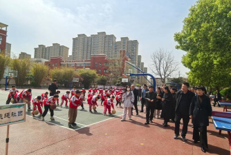 新野汉华幼儿园户外活动场地