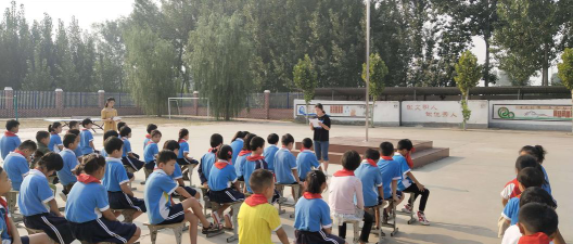 郭家小学户外活动场地