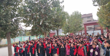 大林镇三村小学户外活动场地