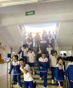 东莞市万江第二中学户外活动场地