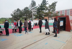 金宝屯中心小学户外活动场地