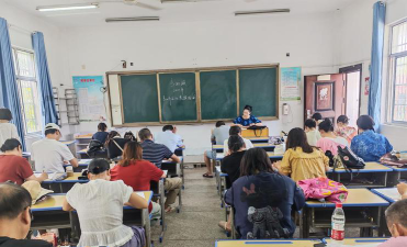洪湖市第四中学户外活动场地