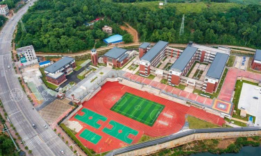 东安县澄江中学户外活动场地