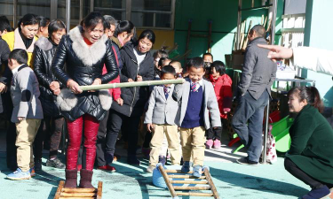 东阳市三单乡蟠溪幼儿园户外活动场地