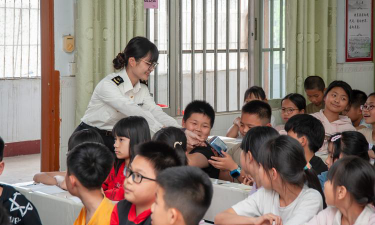 普宁市池尾街道初级中学户外活动场地