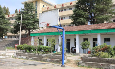 方西河中学户外活动场地