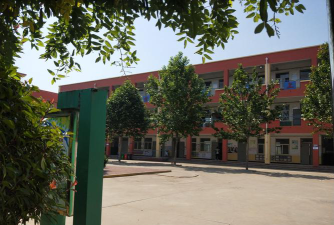 鲁北镇第七小学户外活动场地