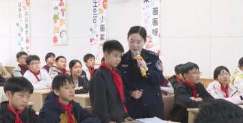 鹿泉市实验小学户外活动场地