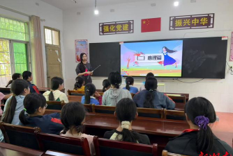 中方县新路河学校户外活动场地