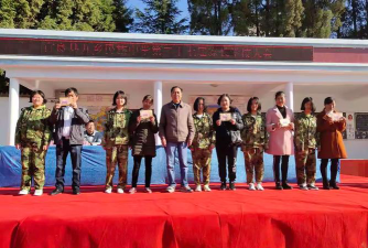 宜良县九乡乡九乡民族中学户外活动场地