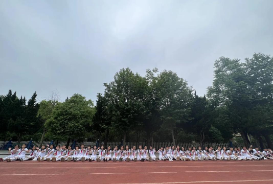 陈家滩乡九校初中部户外活动场地