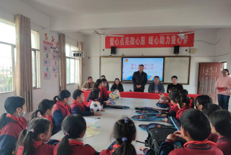 贺胜中学户外活动场地